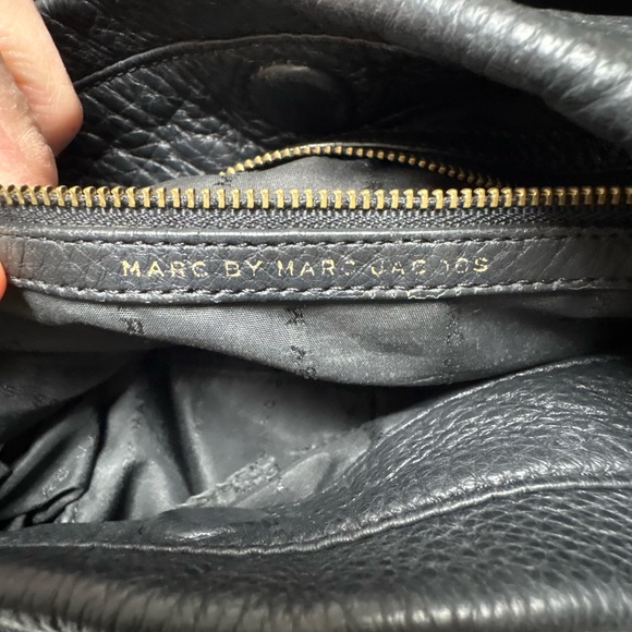 bag MARC JACOBS Too Hot To Handle black leather handle & cross body large - Picture 7 of 14